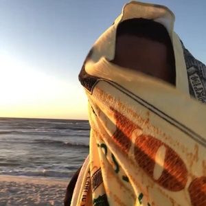 Meet your Posher, Lloyd